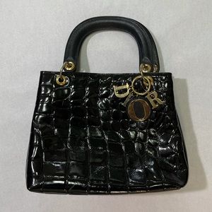 Black “Dior” bag 🖤